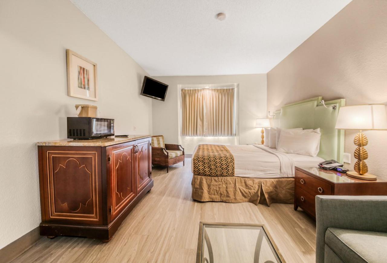 The Floridian Inn クリアウォーター エクステリア 写真