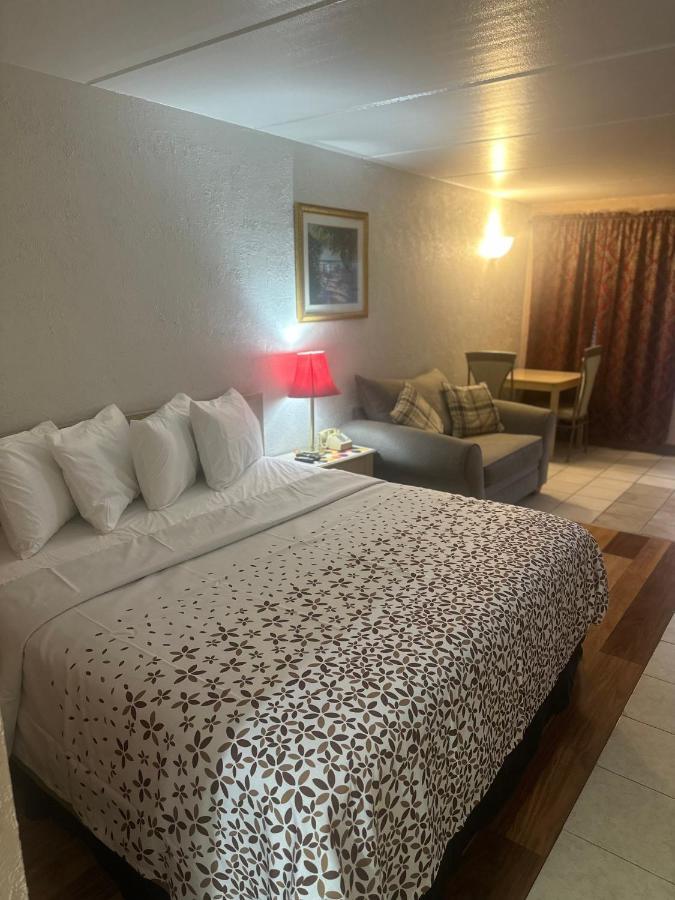 The Floridian Inn クリアウォーター エクステリア 写真